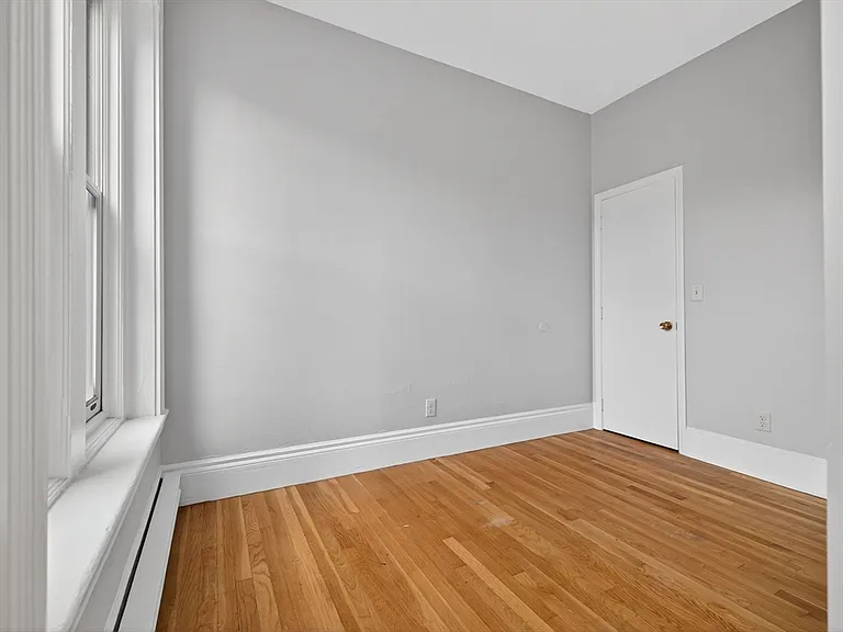 230 Newbury St #21 — Photo 6