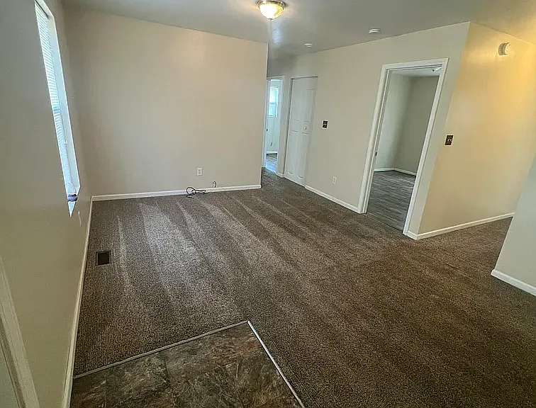 550 S Wayne St — Photo 8