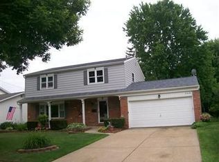268 Northfield Dr, Elyria, OH