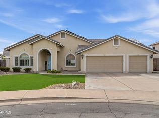 823 N Hill Cir, Mesa, AZ 85203