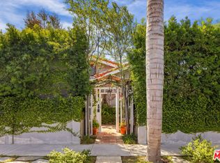 1136 Rose Ave, Venice, CA 90291