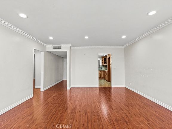 5th image of 1401 Valley View Rd APT 334