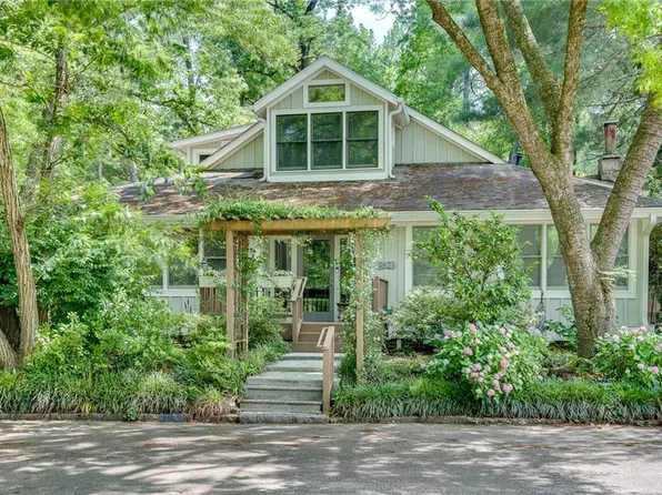4621 Lakeshore Dr, Pine Lake, GA 30072