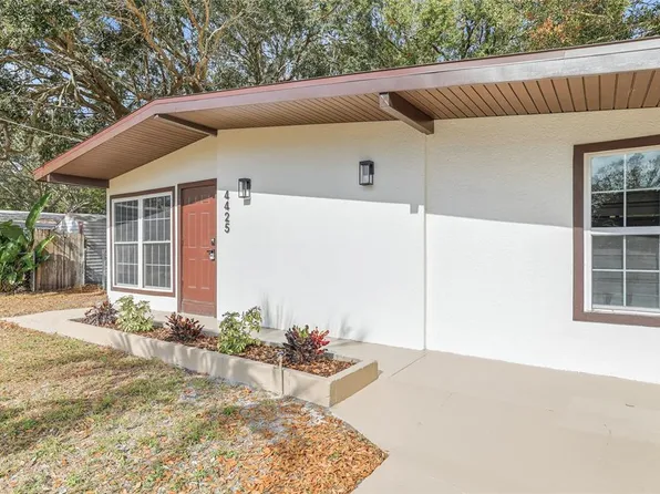 4425 W Bay Ave, Tampa, FL 33616