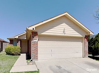 3035 San Martin Dr, Arlington, TX 76010