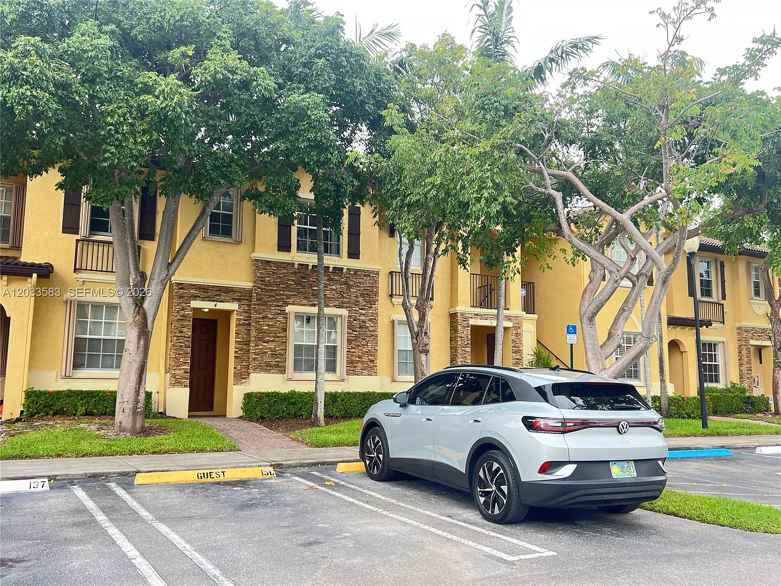 The Shores Condo No 1 — Photo 4