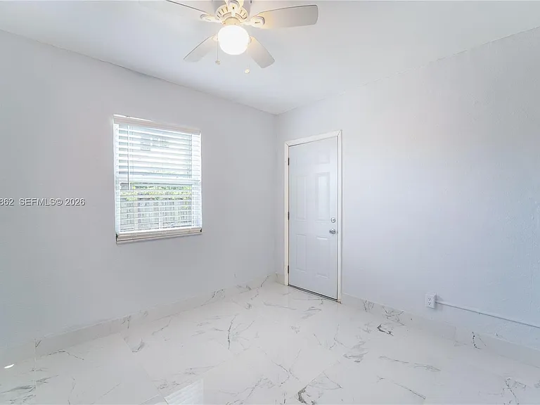 22300 SW 117th Ave #4 — Photo 16