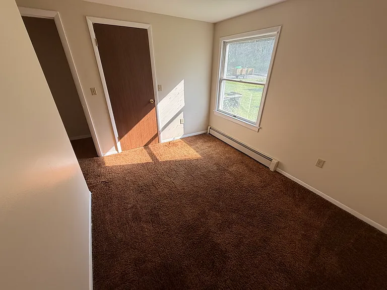 72 Fox Hill Rd — Photo 11
