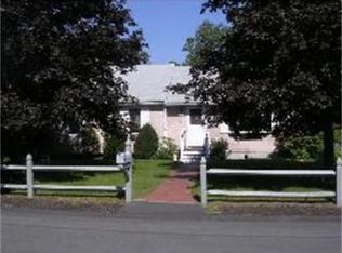 11 Cayuga Cir, Plymouth, MA 02360