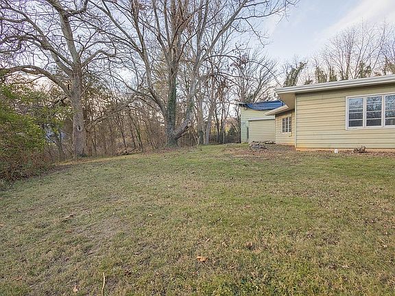 5th image of 28455 Lee Hwy