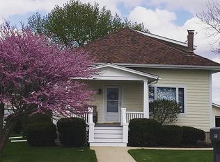 2S225 County Line Rd, Maple Park, IL 60151