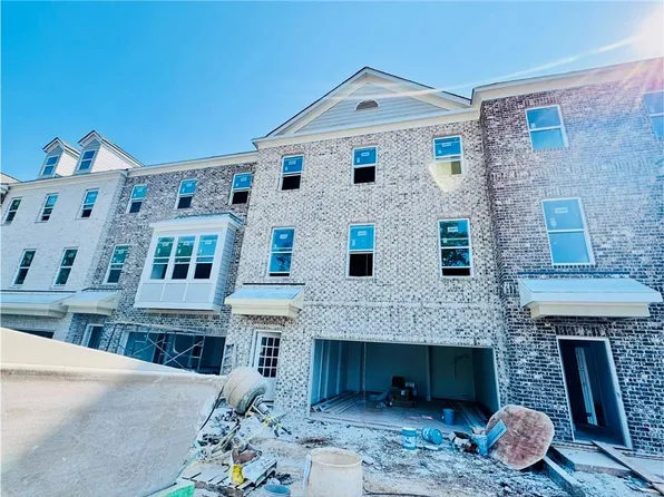 2739 Hallwood Ln, Suwanee, GA 30024