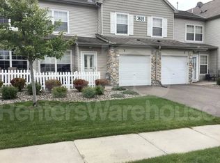 3635 Lawndale Ln N UNIT 3, Plymouth, MN 55446
