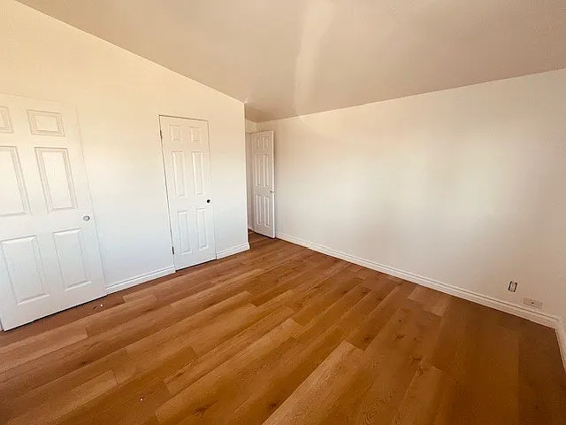 123 W 12th St (Beacon Harbor View, LLC) — Photo 15