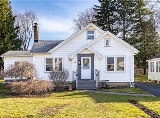 279 Colebourne Rd, Rochester, NY 14609