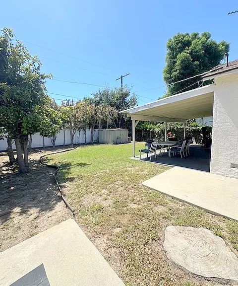 14722 Addison St — Photo 5