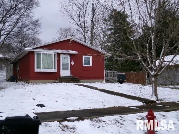 322 Walnut St, Rosiclare, IL 62982