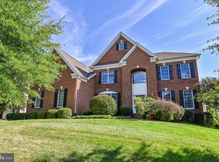 20202 Kiawah Island Dr, Ashburn, VA 20147