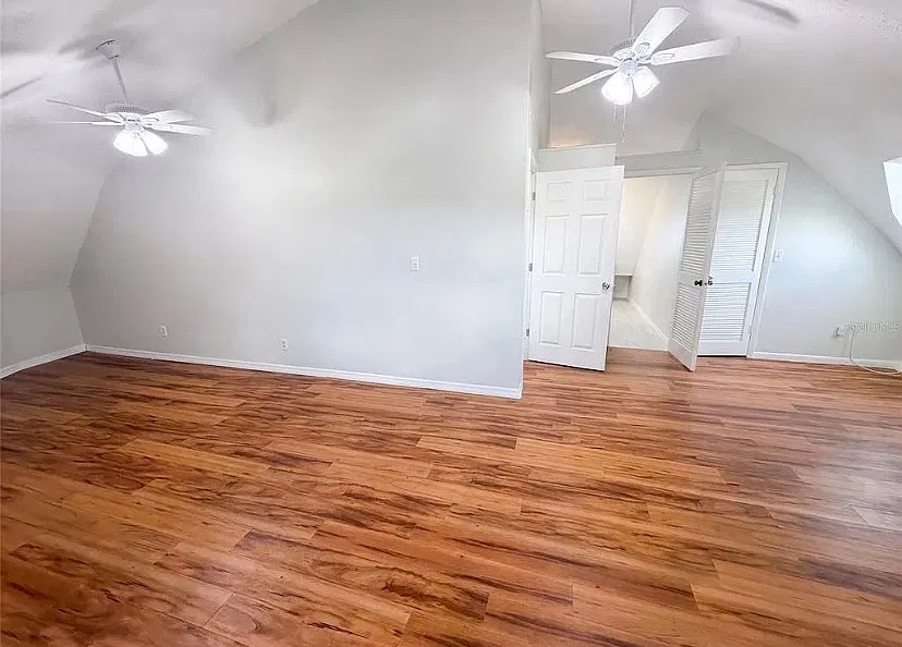 5 bed, 2.5 bath, 3026 sqft, $3,115 — Photo 4