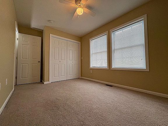 Den/3rd Bedroom