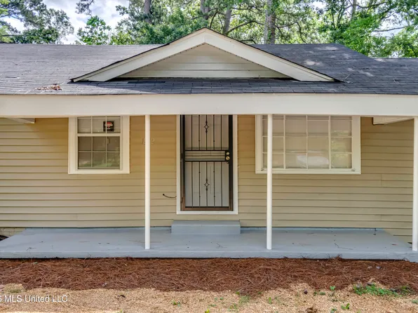 1872 Shady Lane Dr, Jackson, MS 39204