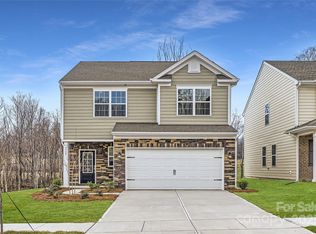 5725 Olive Beach Rd, Kannapolis, NC 28081