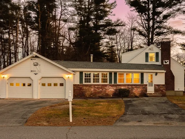 173 E Main St, East Hampstead, NH 03826