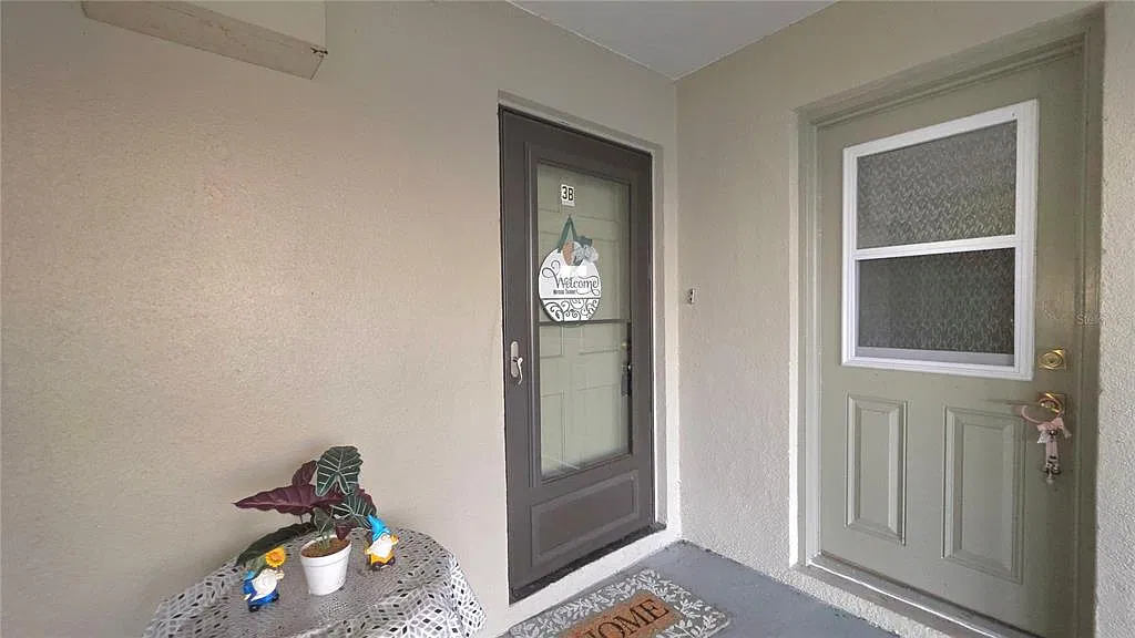 2 bed, 2.0 bath, 1077 sqft, $1,800 — Photo 2