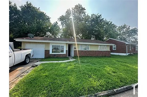 8001 Church Rd Photo 1