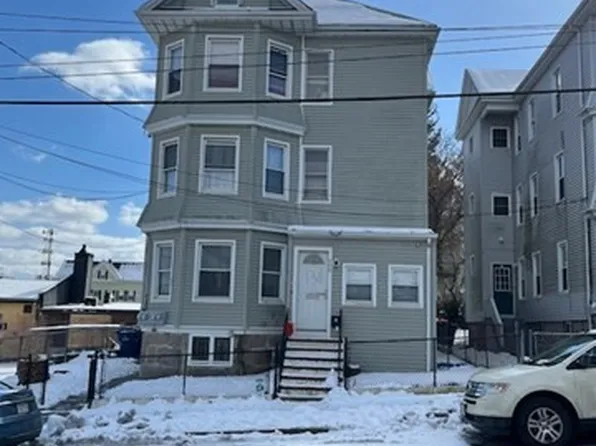 590 Coggeshall St, New Bedford, MA 02746