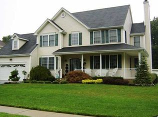 42 Summerhill Ave, Jackson, NJ 08527