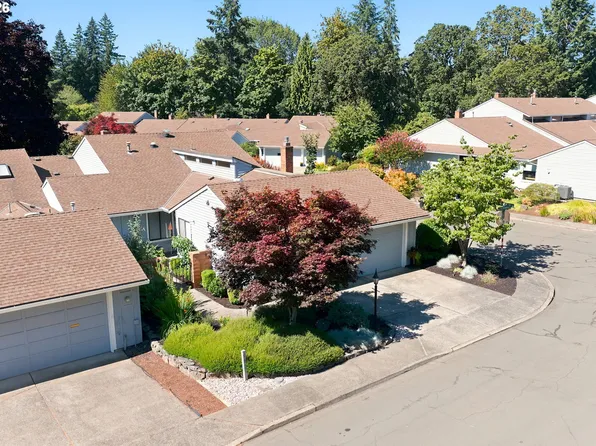 9540 SW Brentwood Pl, Tigard, OR 97224