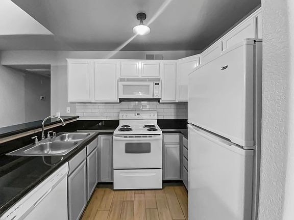 2nd image of 9325 W Desert Inn Rd APT 278