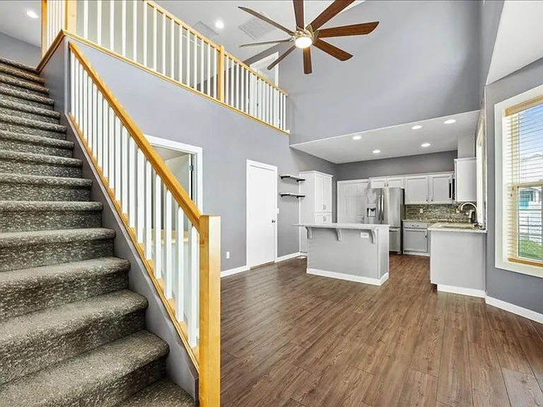 4612 Belgian Ln — Photo 9