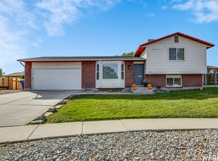 6316 S Cyclamen Sq, West Jordan, UT 84081