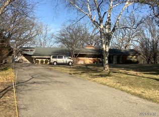 3239 Daleview Dr, Ann Arbor, MI 48105