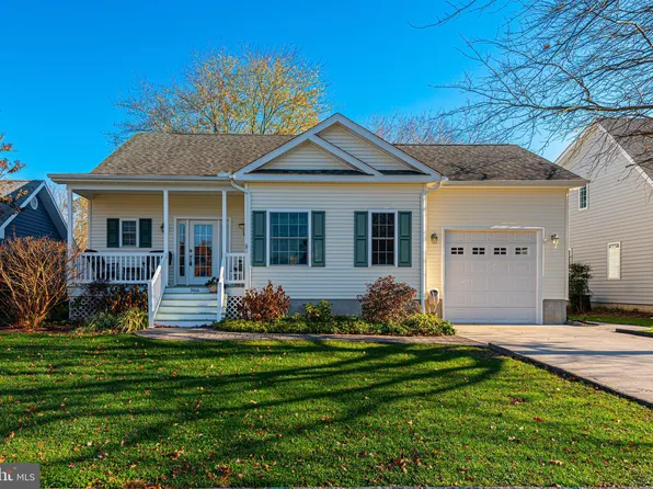966 Tortoise St, Bethany Beach, DE 19930