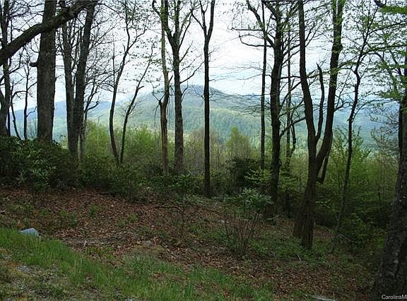 4th image of 148 High Cliffs Trl