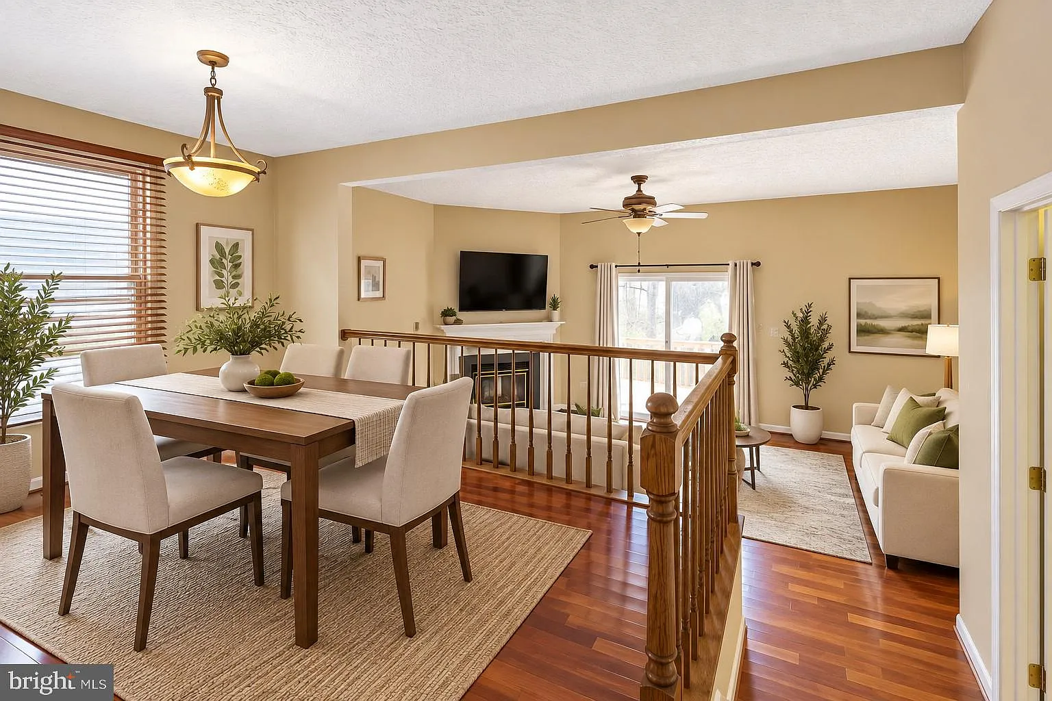 3 bed, 4.0 bath, 1808 sqft, $2,995 — Photo 4