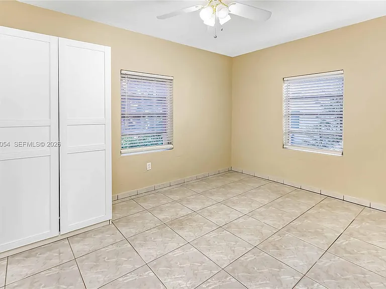1015 Cortez St — Photo 14