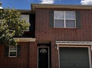 1431 W Junction St APT 2, Fayetteville, AR 72701