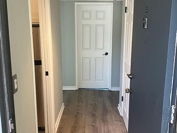 3rd image of 2700 Melendy Dr APT 6