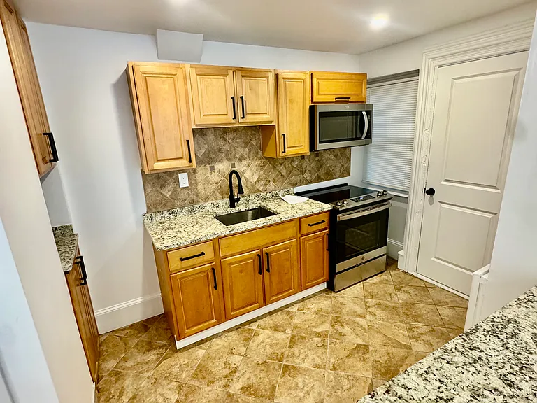 404 W Chelten Ave #1R — Photo 18