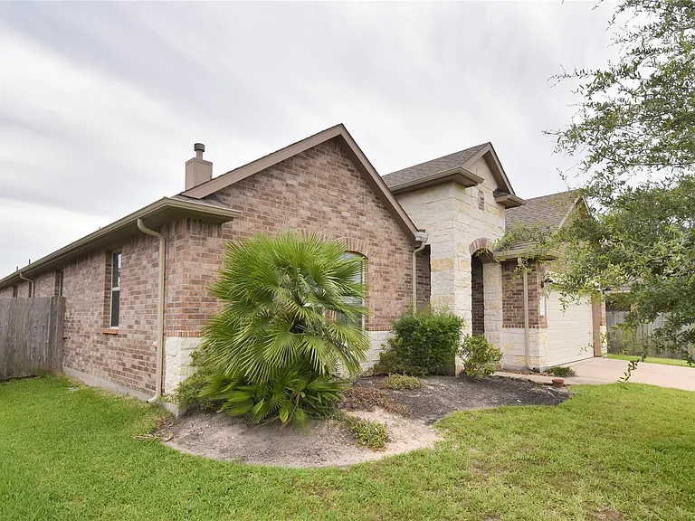 5607 S Denham Ridge Ln — Photo 3