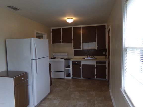 4th image of 5350 Lexington Ave