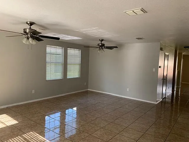 12908 Cedar Hollow Dr — Photo 4