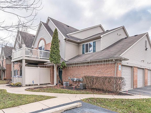 4th image of 328 Marigold Cir #46