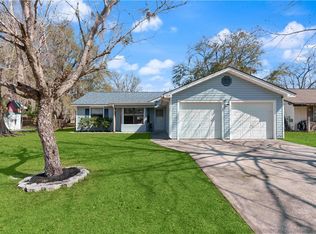 415 Sunnyside Dr, Saint Marys, GA 31558