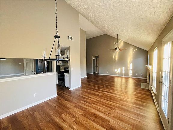 4th image of 2838 Weston Brook Ct