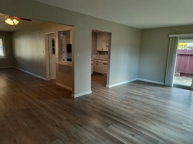 3636 Alberta Ave — Photo 13